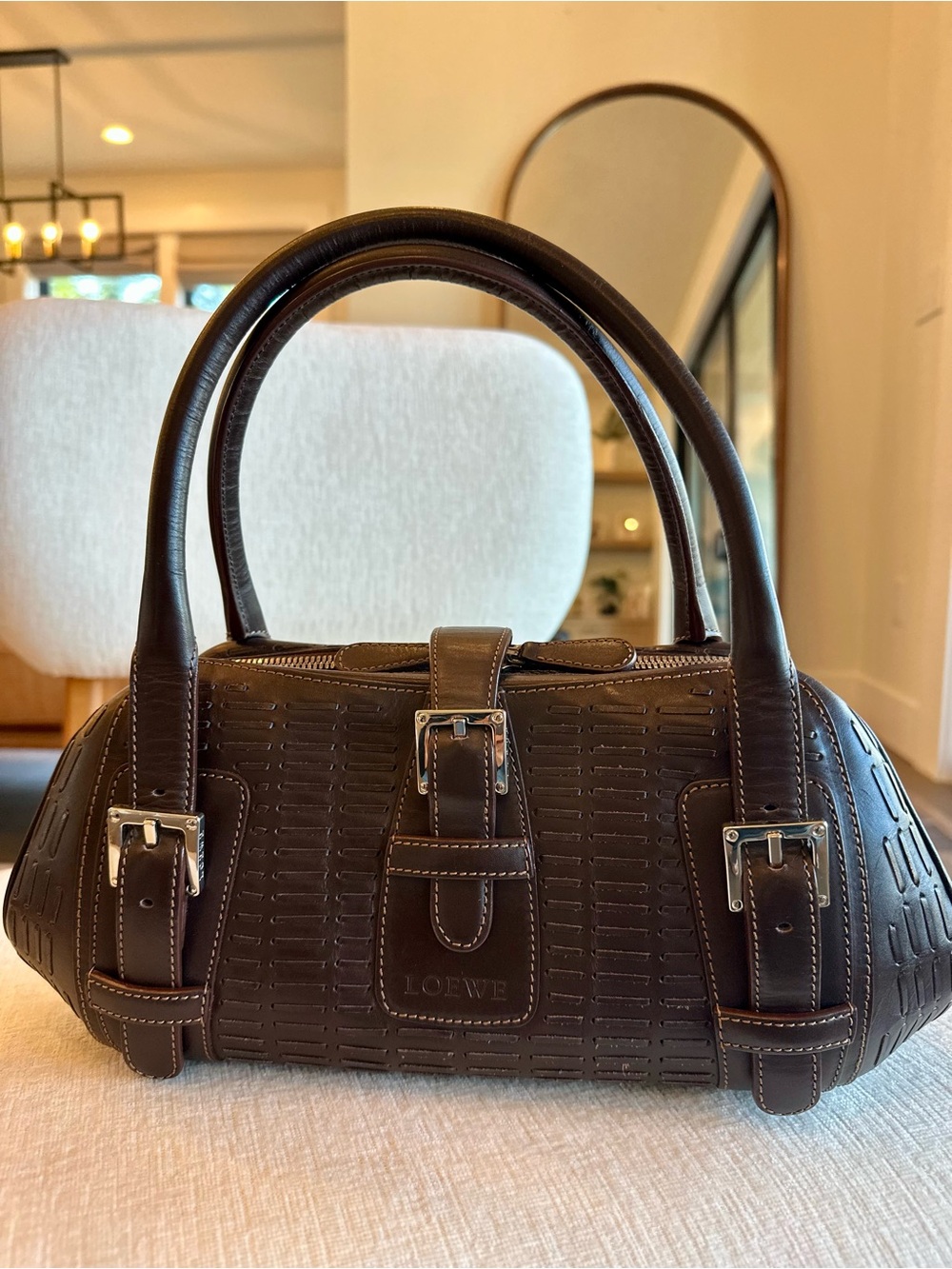 LIKE NEW! Loewe Senda Vintage Chocolate Brown Leather Shoulder Bag Satchel